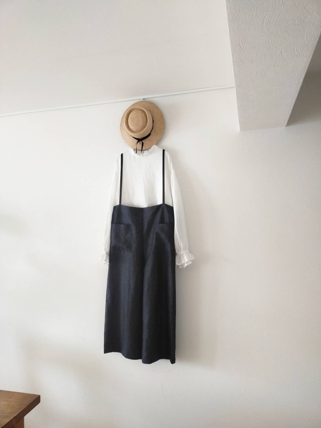 吊帶寬亞麻褲/黑色