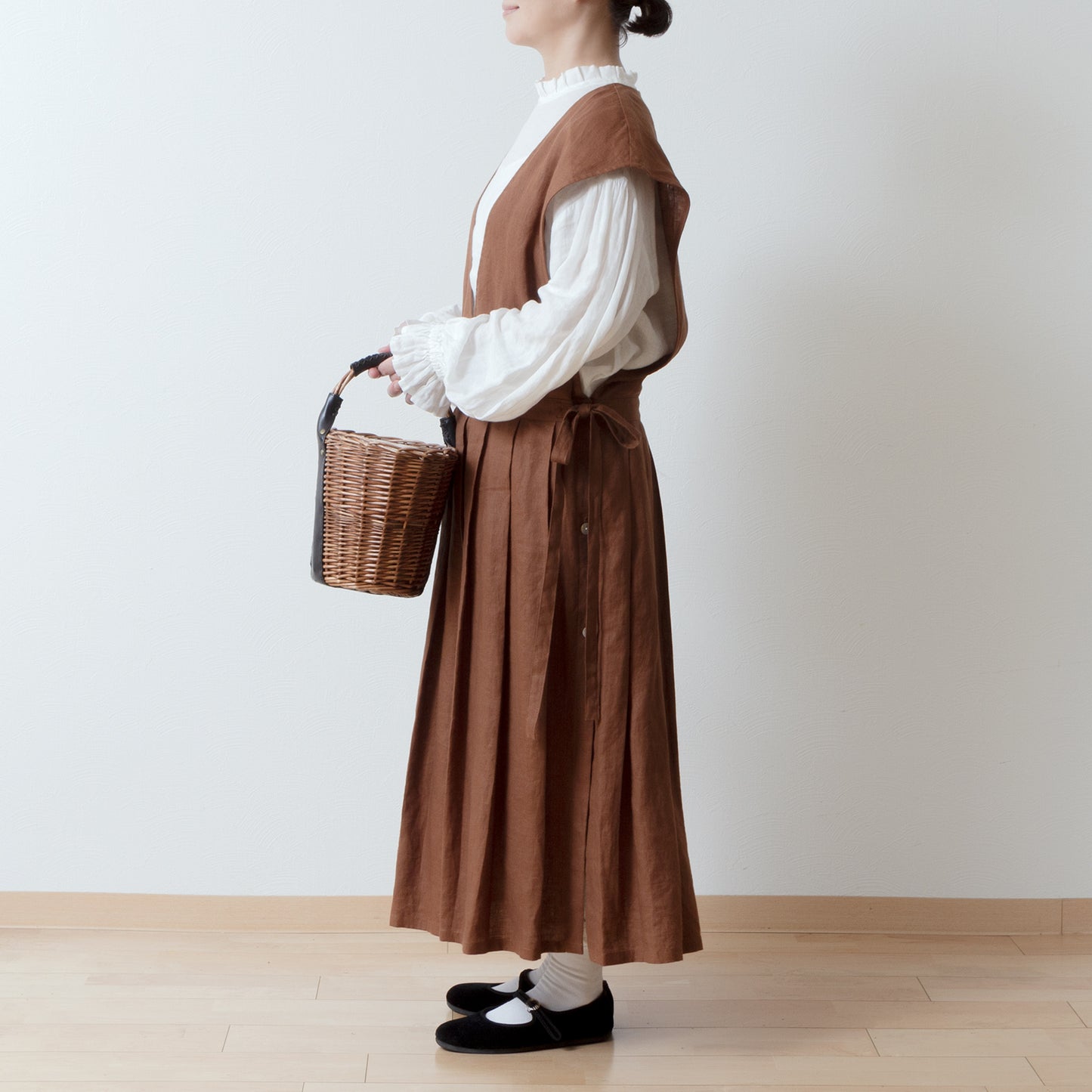 精緻的少女側開圍裙式連身裙 - 法國亞麻/磚棕色