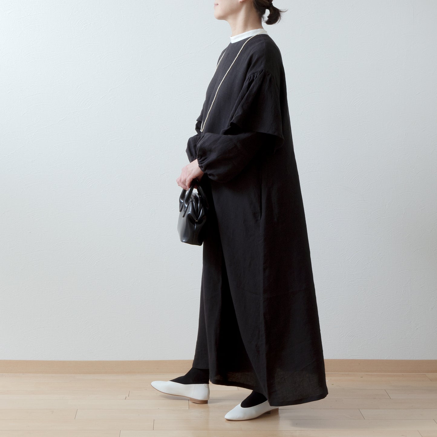 雙袖A字亞麻連身裙/黑色