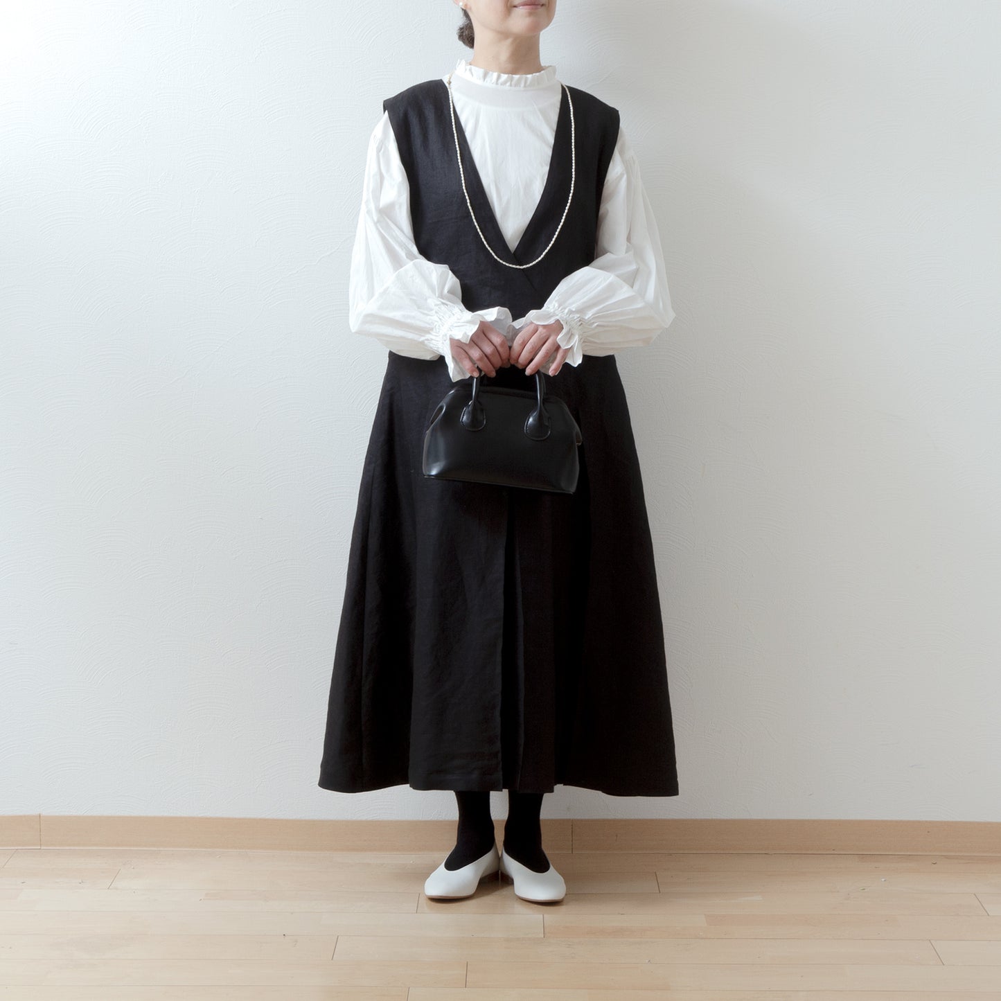 亞麻緊身褶皺洋裝/黑色