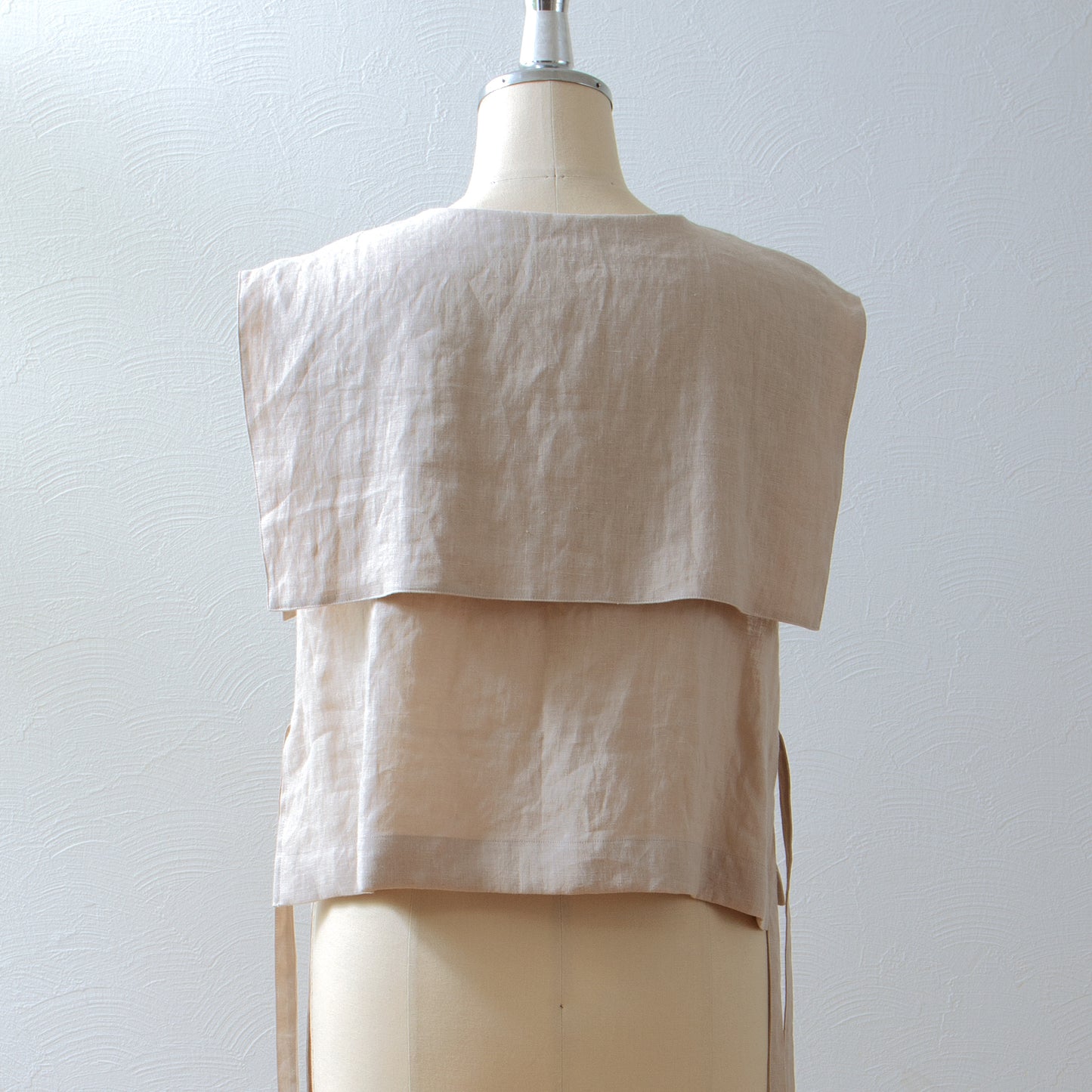 Square collar linen vest/beige