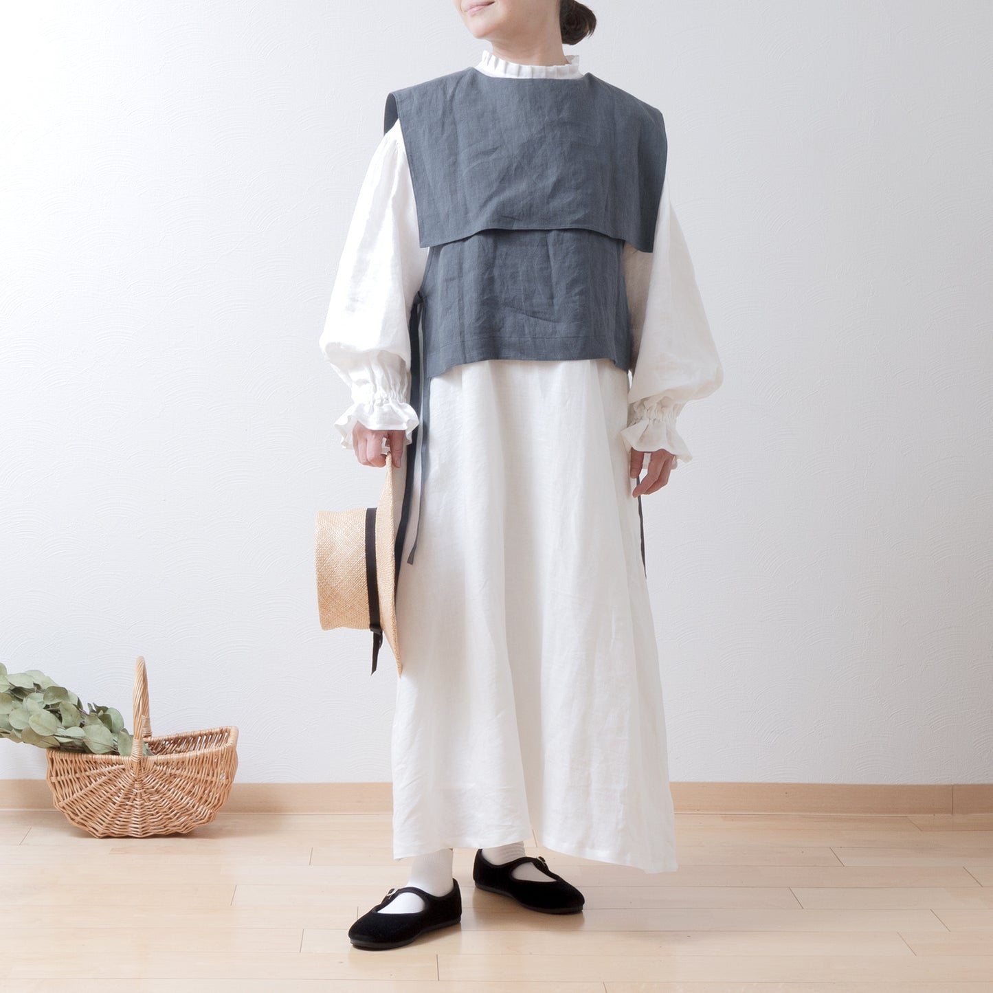 Square collar linen vest/gray