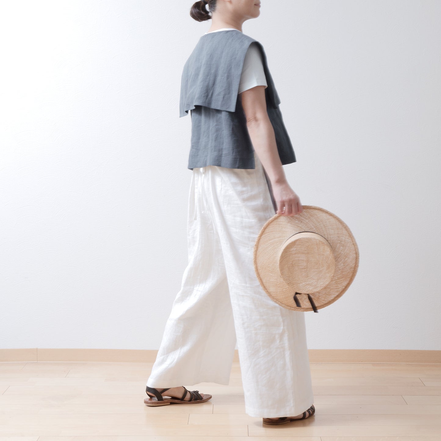 Square collar linen vest/gray