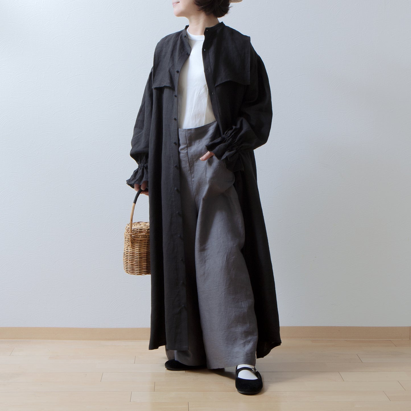 疊袖亞麻連身裙/黑色