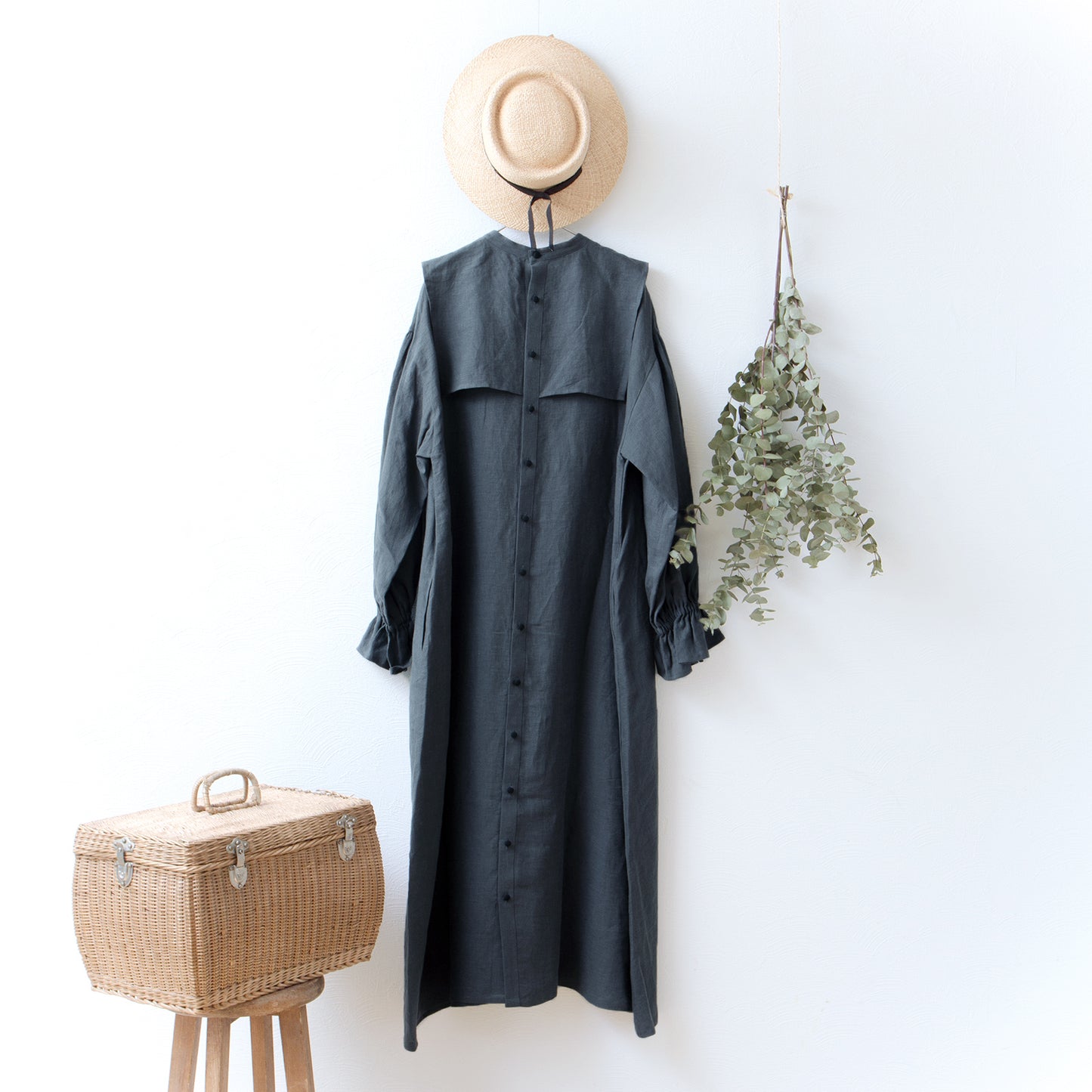 軛層褶袖亞麻洋裝/灰色