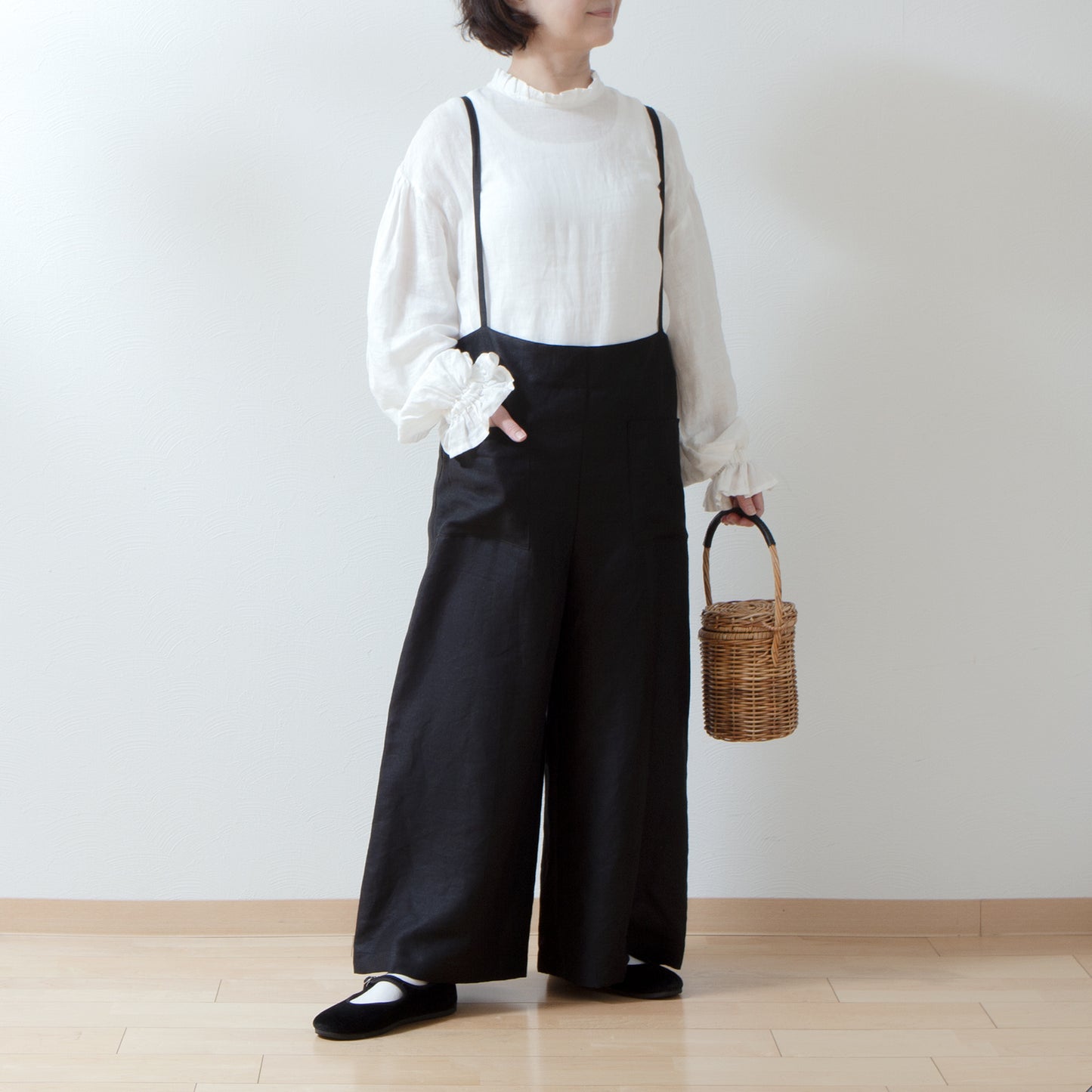 吊帶寬亞麻褲/黑色