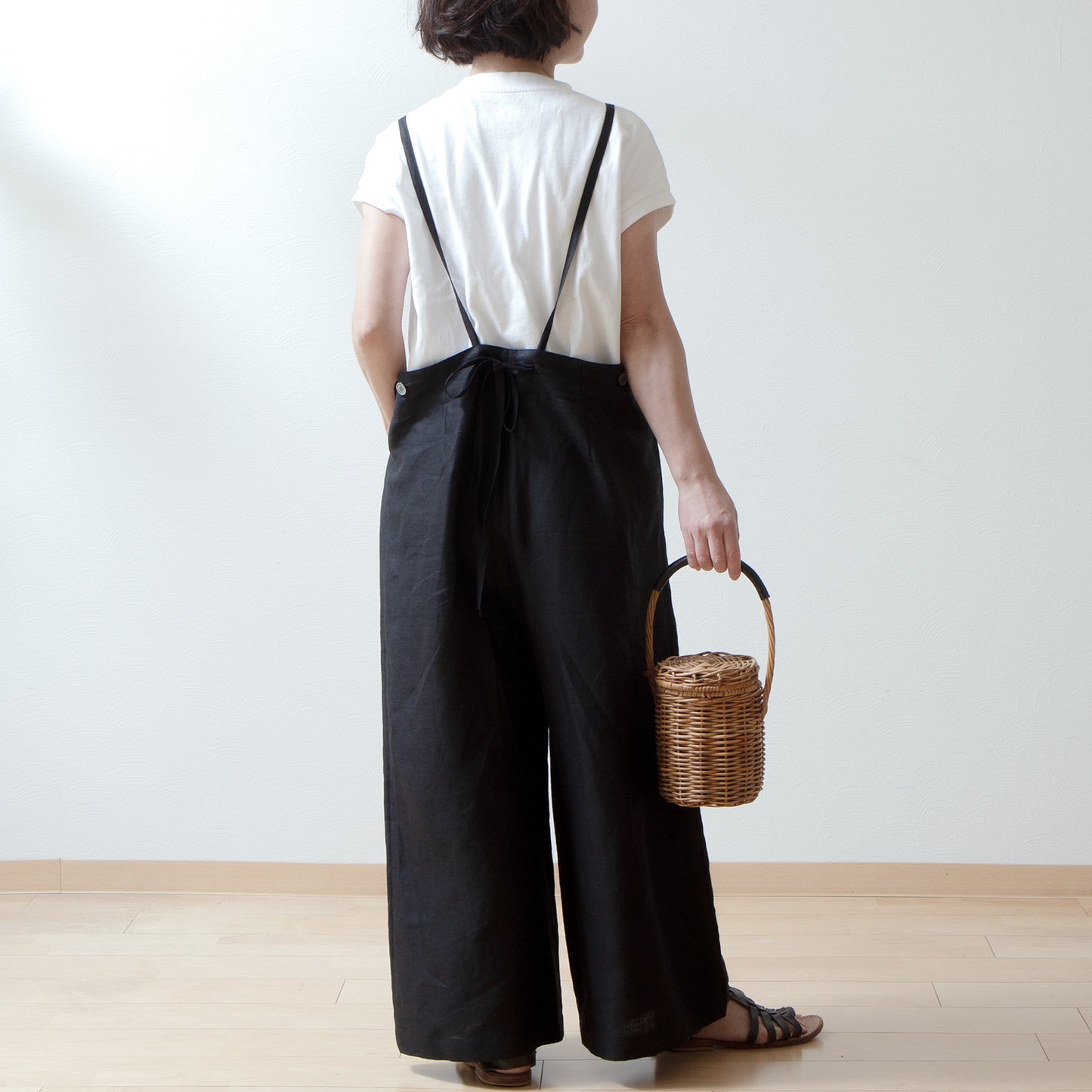 吊帶寬亞麻褲/黑色