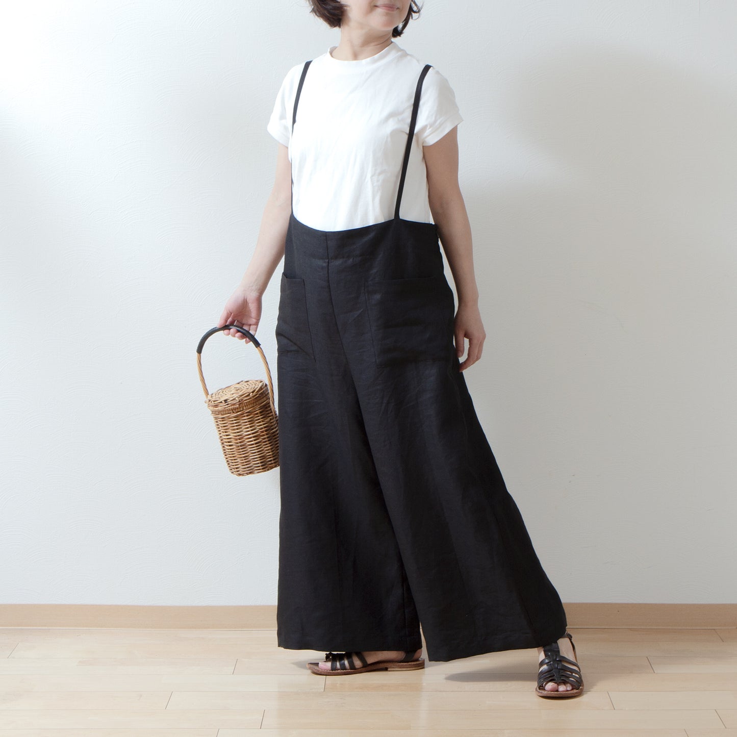吊帶寬亞麻褲/黑色