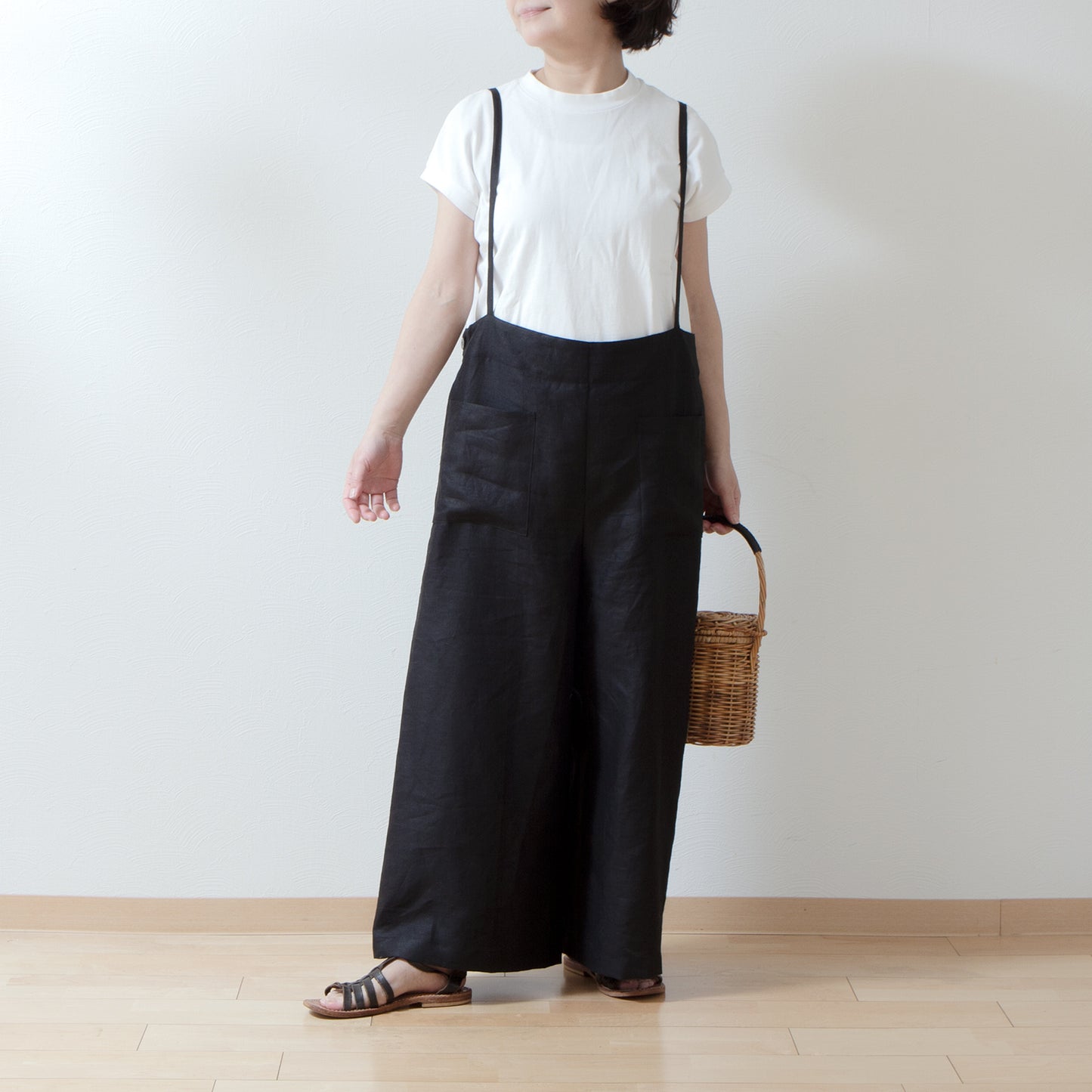 吊帶寬亞麻褲/黑色