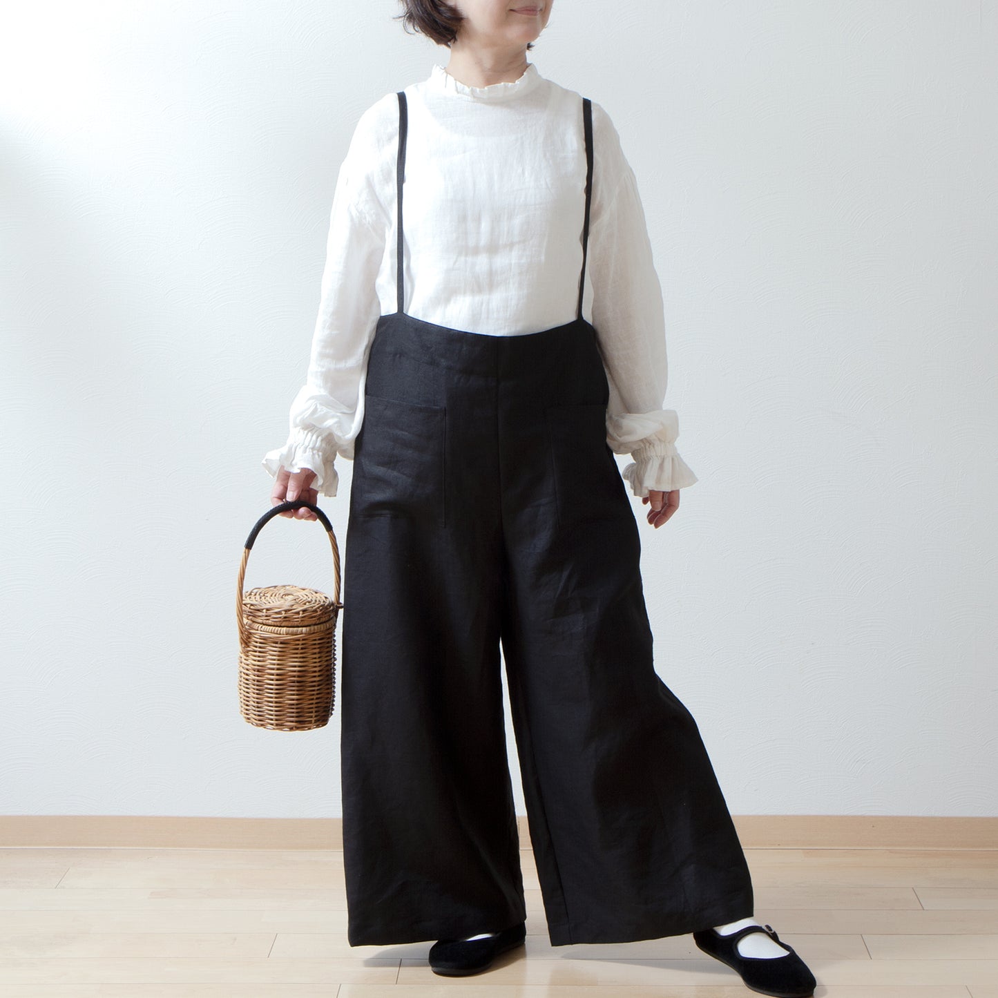 吊帶寬亞麻褲/黑色