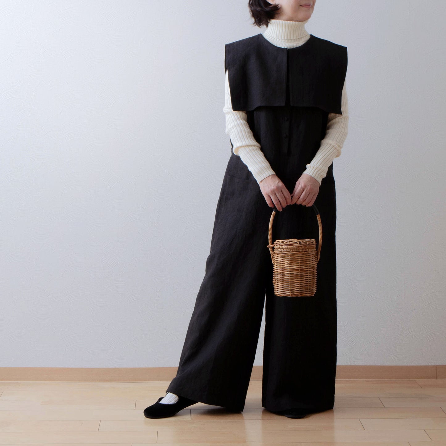 方領亞麻連身褲/黑色