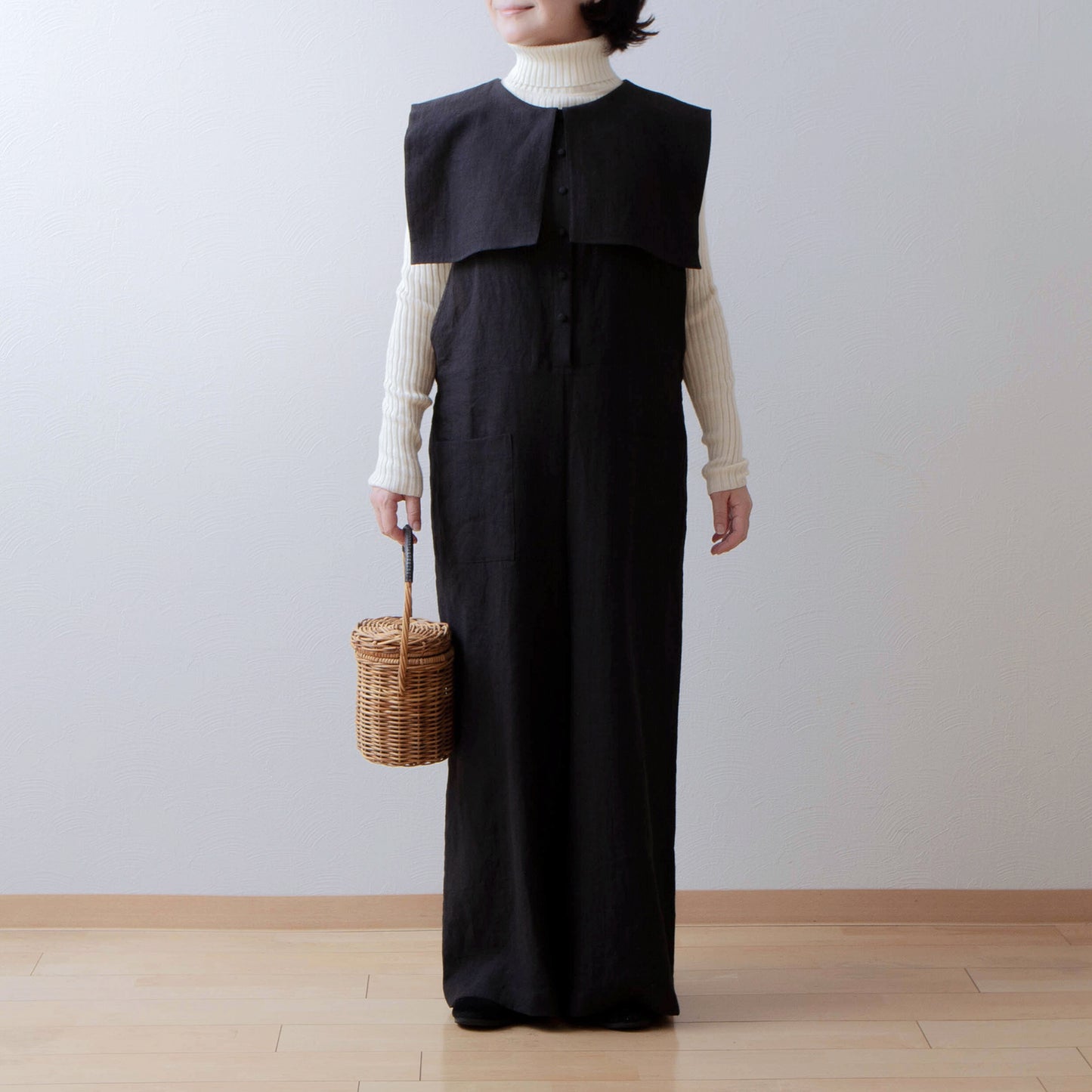方領亞麻連身褲/黑色