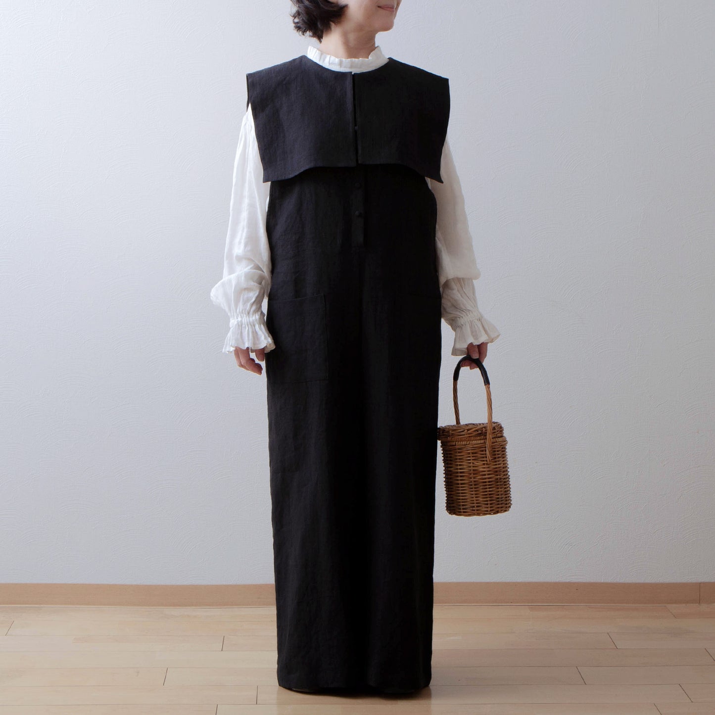 方領亞麻連身褲/黑色