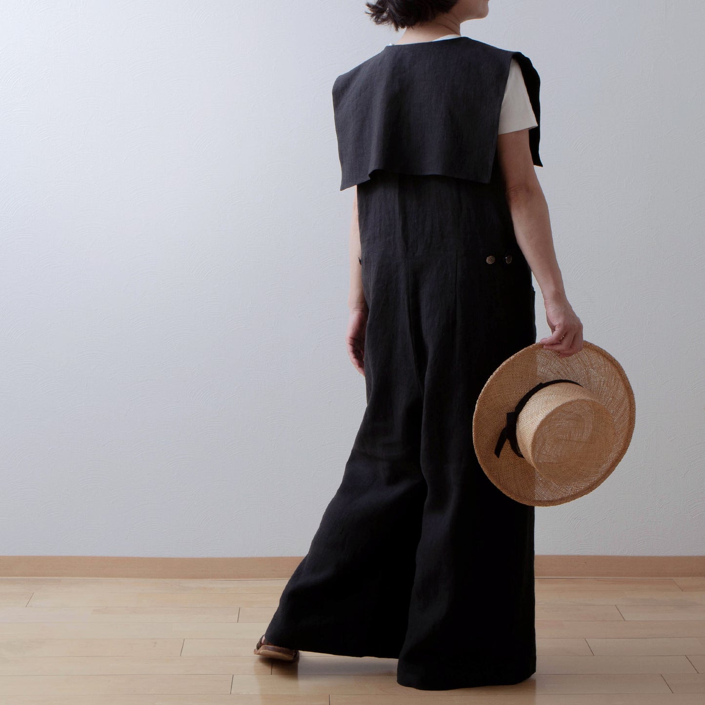 方領亞麻連身褲/黑色