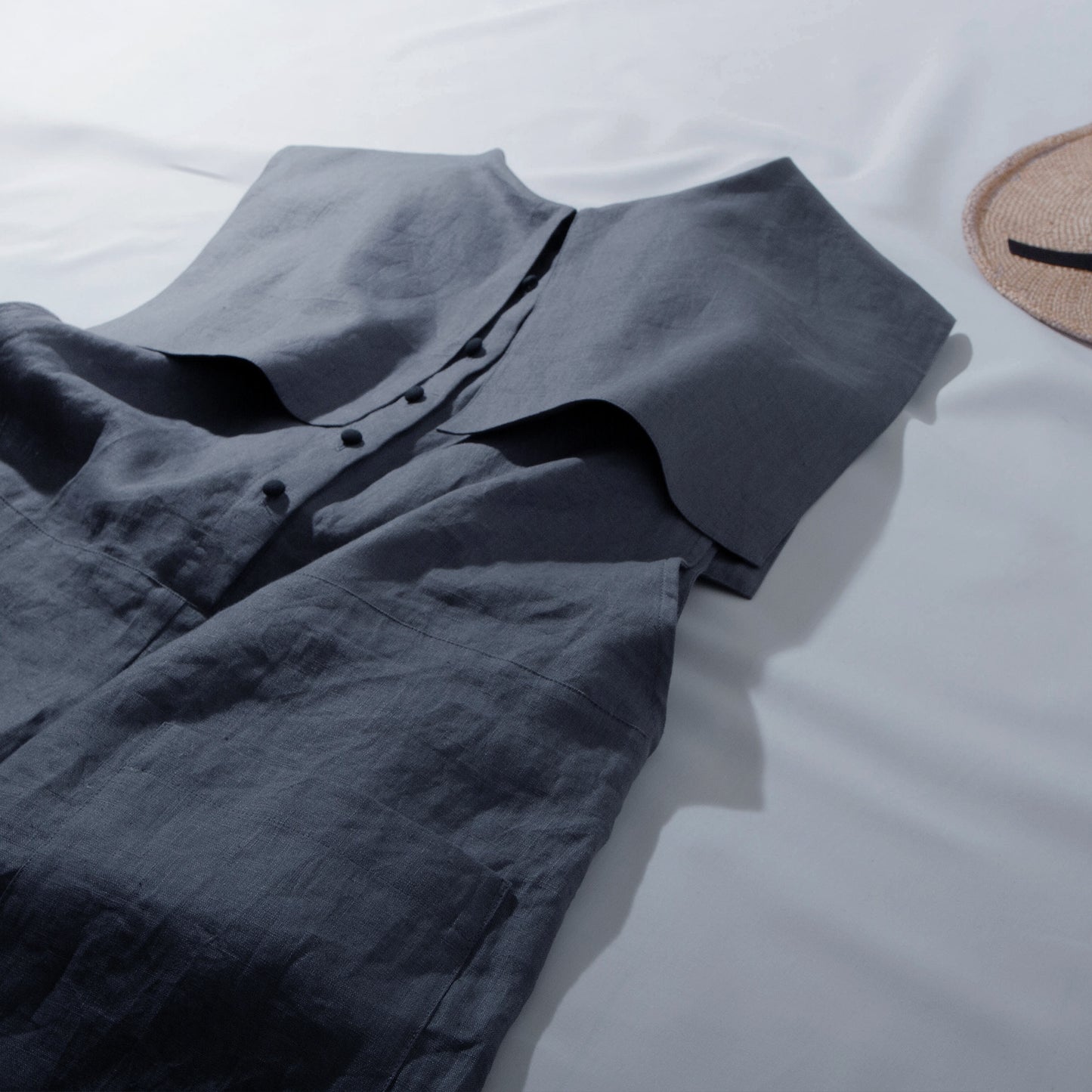 方領亞麻連身褲/黑色