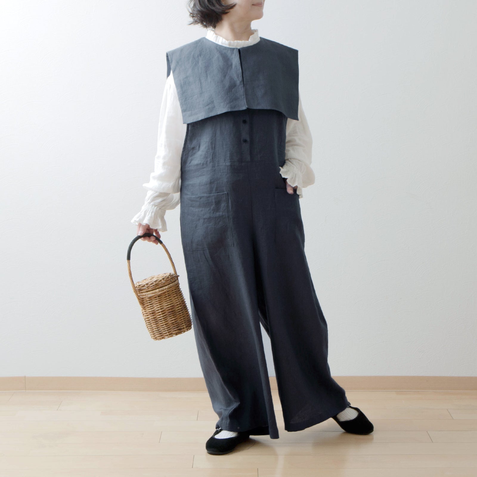 スクエア衿付きリネンオールインワン/グレー – liplne