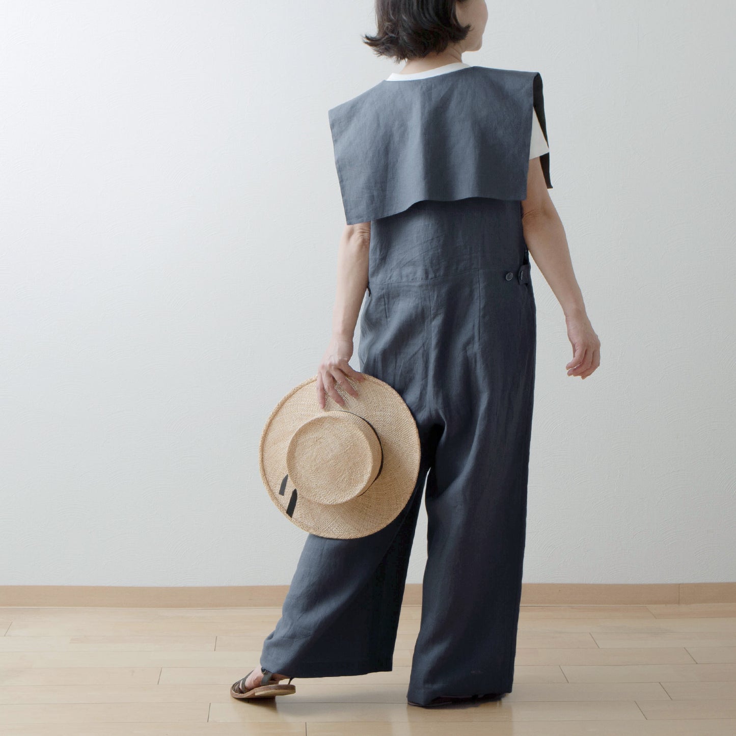 方領亞麻連身褲/黑色