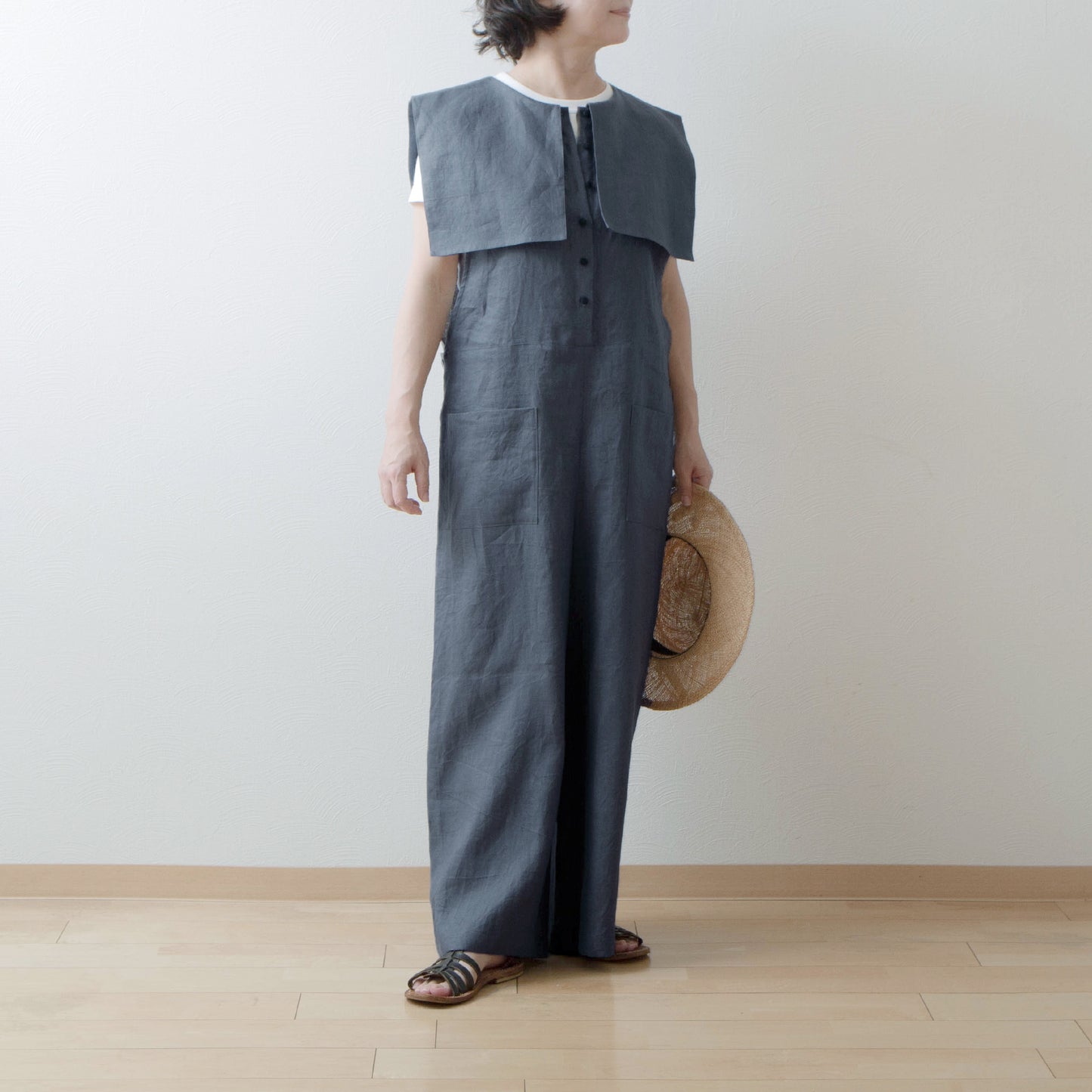 方領亞麻連身褲/黑色