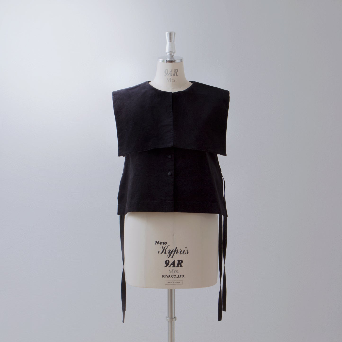 方領羊毛人字紋背心/炭灰色