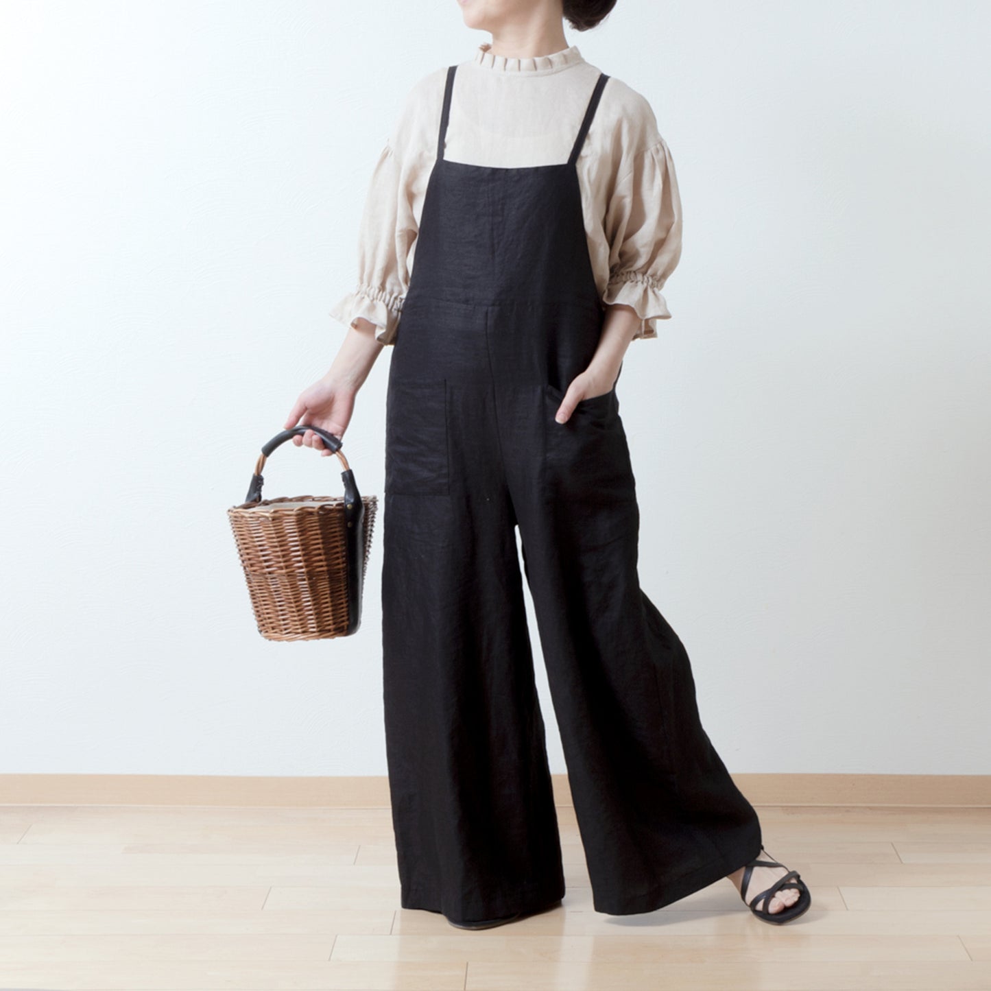 成人寬鬆可愛工裝褲 - 亞麻色/黑色