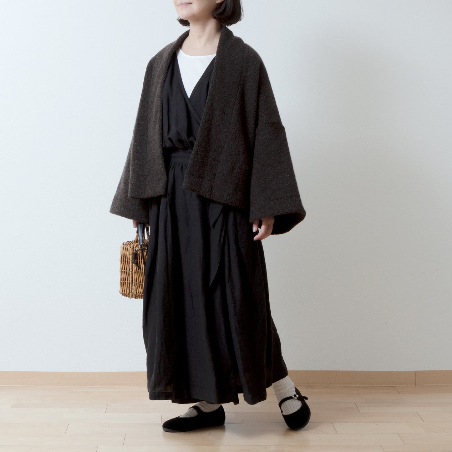 優質羊毛圍巾披肩開襟衫/深棕色