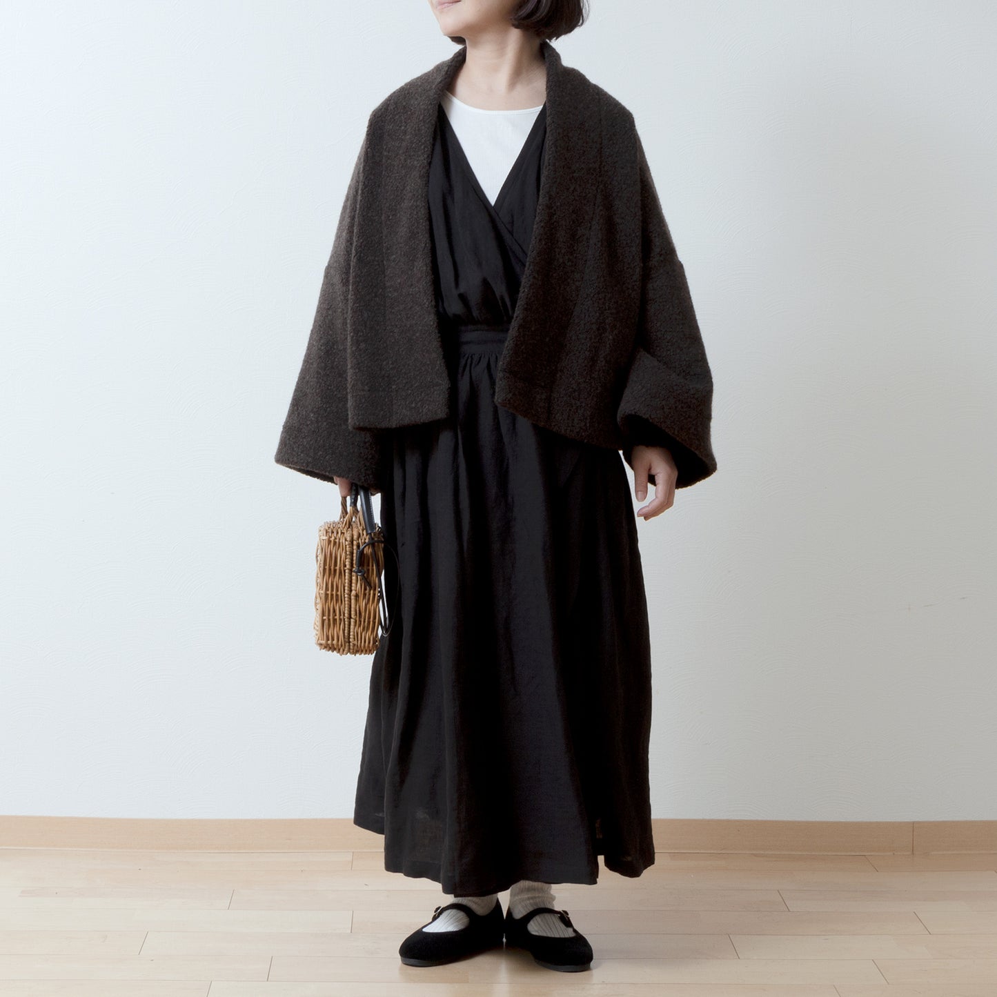 優質羊毛圍巾披肩開襟衫/深棕色