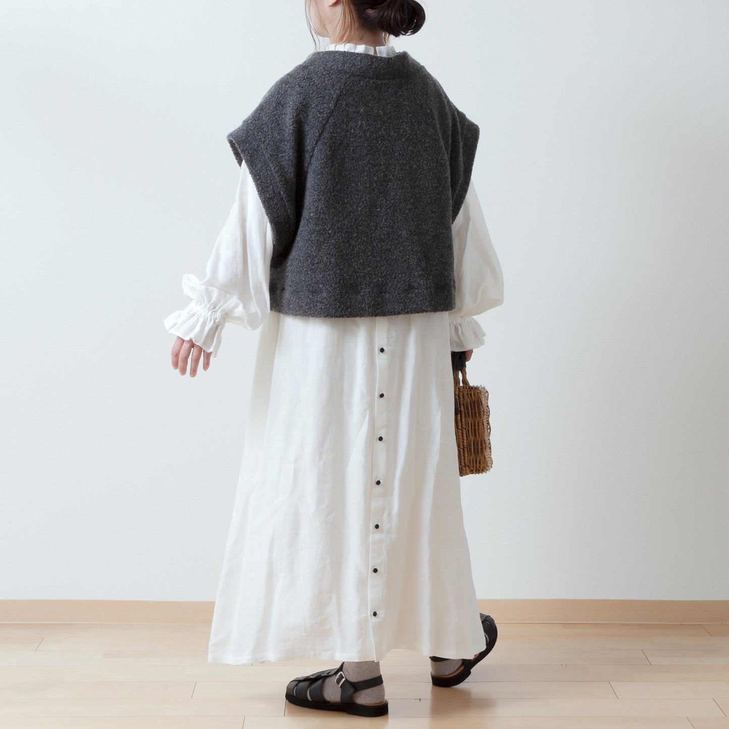 High-quality wool boa French sleeve A-line vest/Top gray