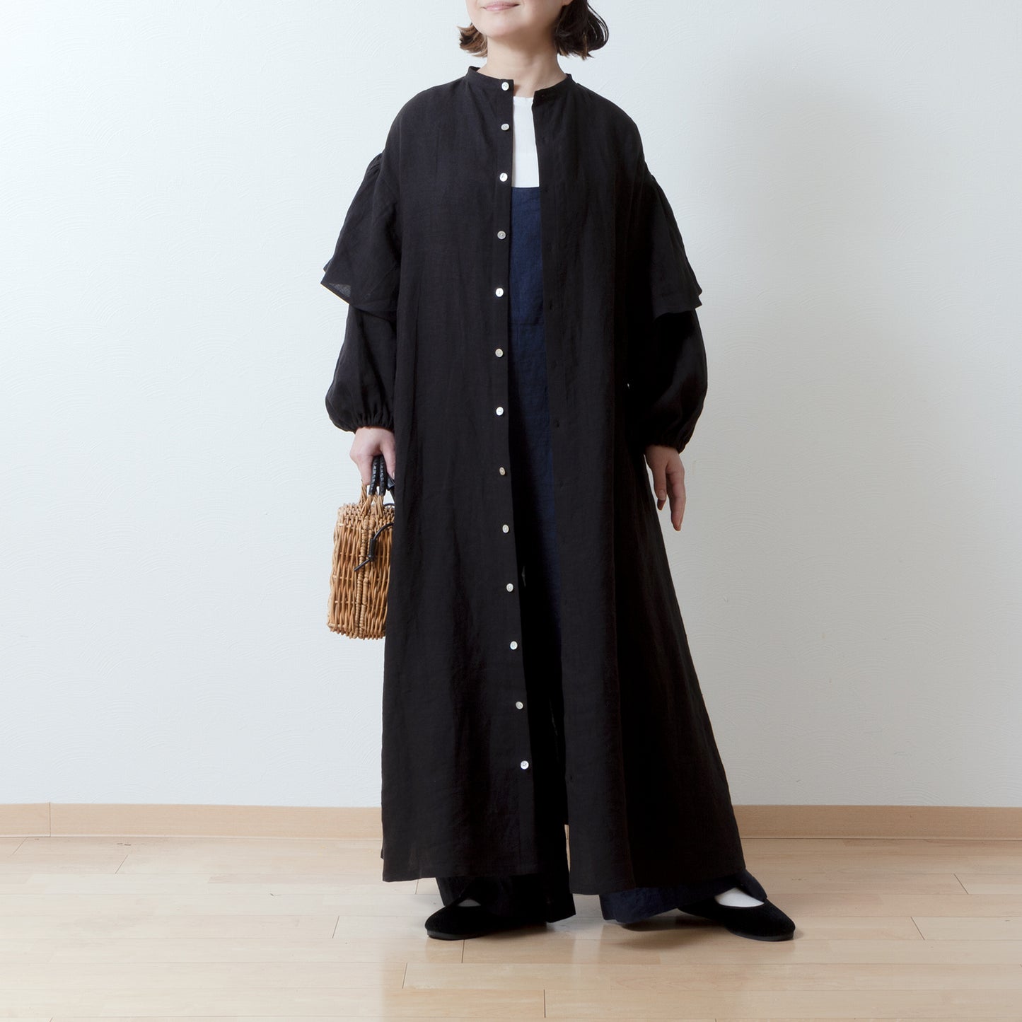 雙袖A字亞麻連身裙/黑色