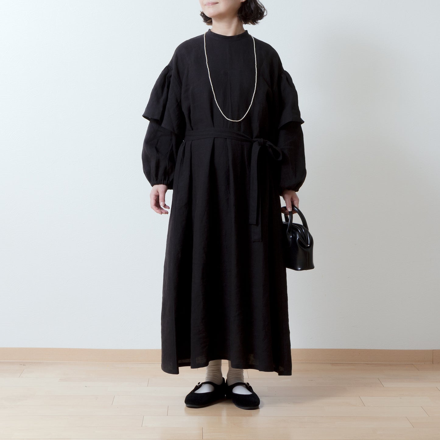 雙袖A字亞麻連身裙/黑色