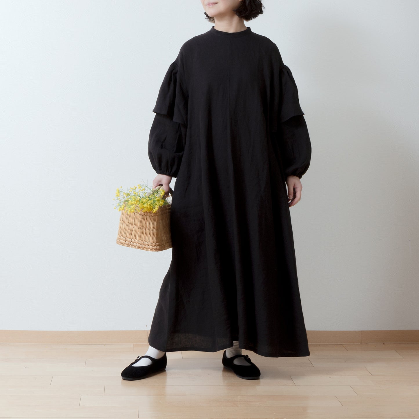 雙袖A字亞麻連身裙/黑色