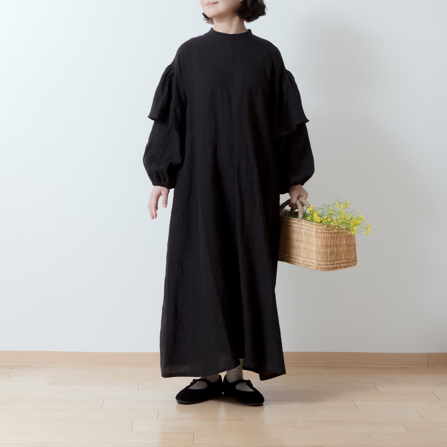 雙袖A字亞麻連身裙/黑色