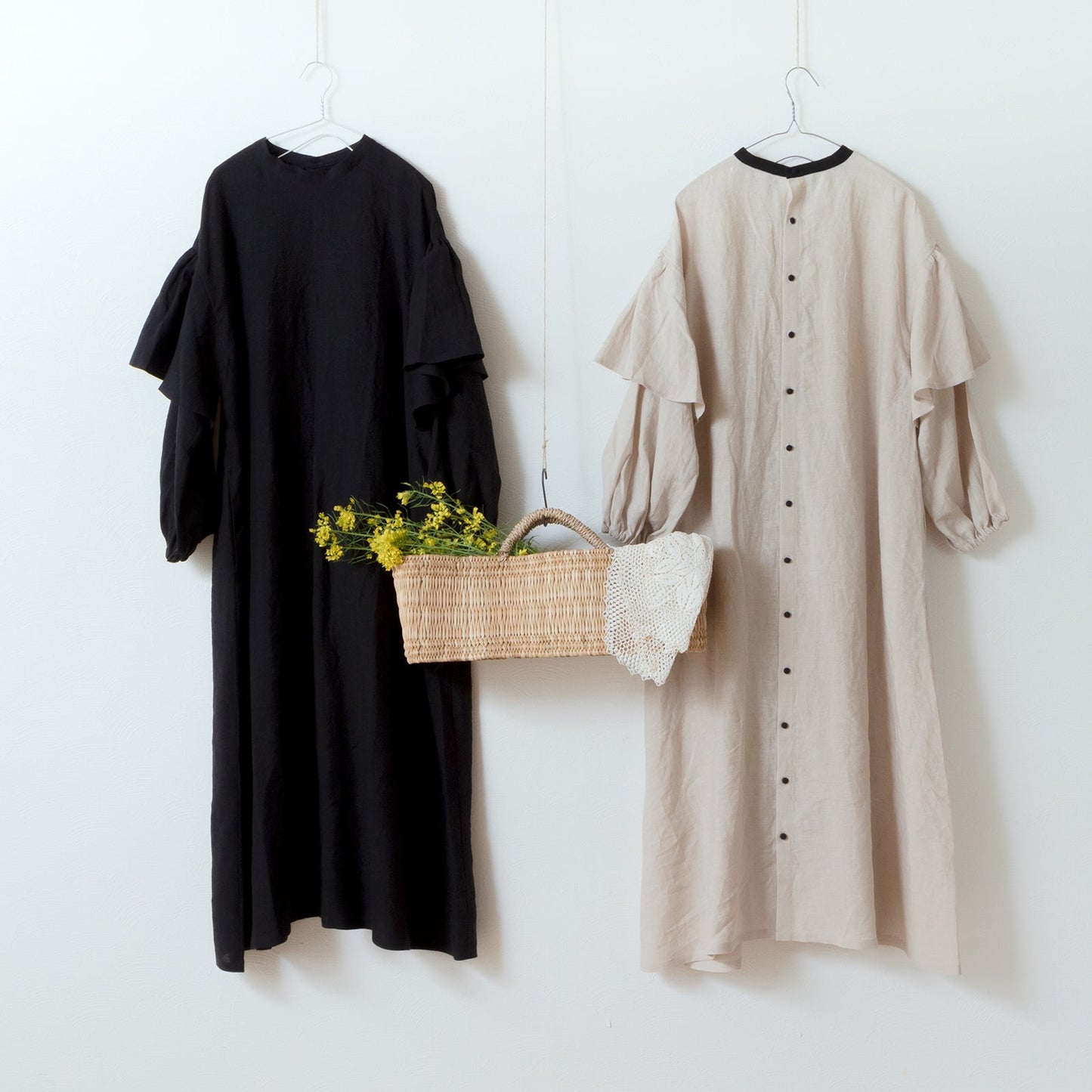 雙袖A字亞麻連身裙/黑色