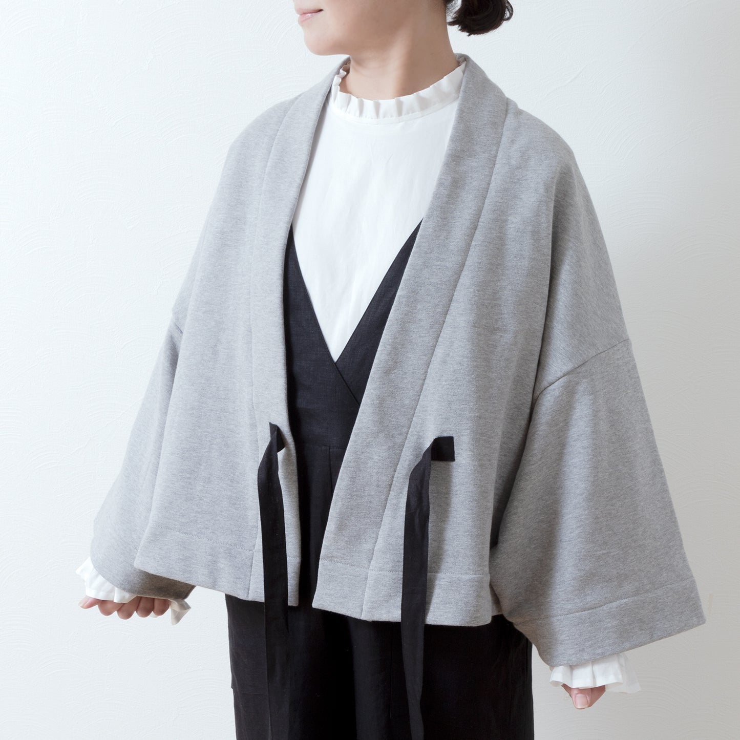 Cotton fleece half shawl cardigan with ribbon tape/Top gray