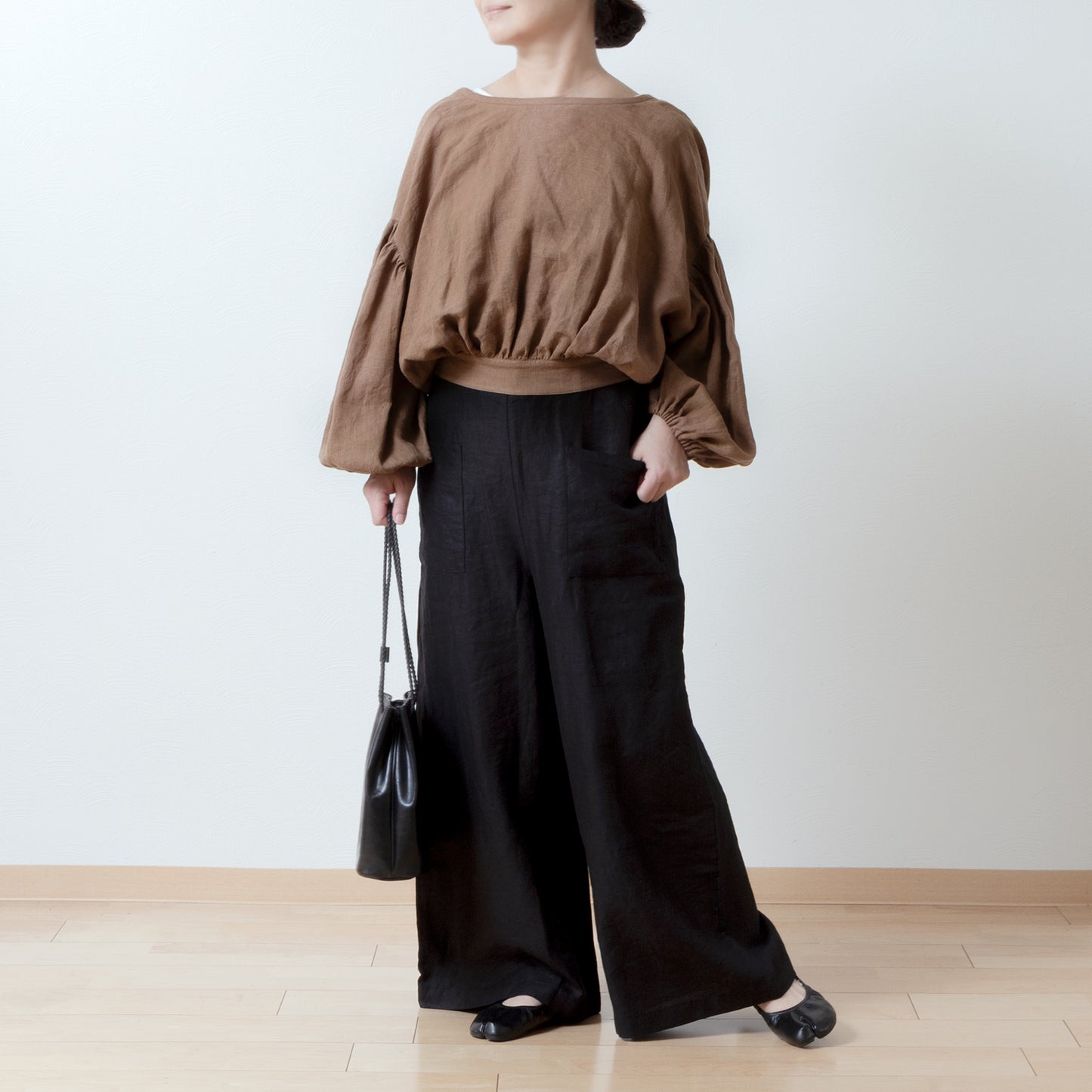 *刊登於《NaturiLa》雜誌*Cash-Coeur 褶皺兩用襯衫 - 法國亞麻/駝色