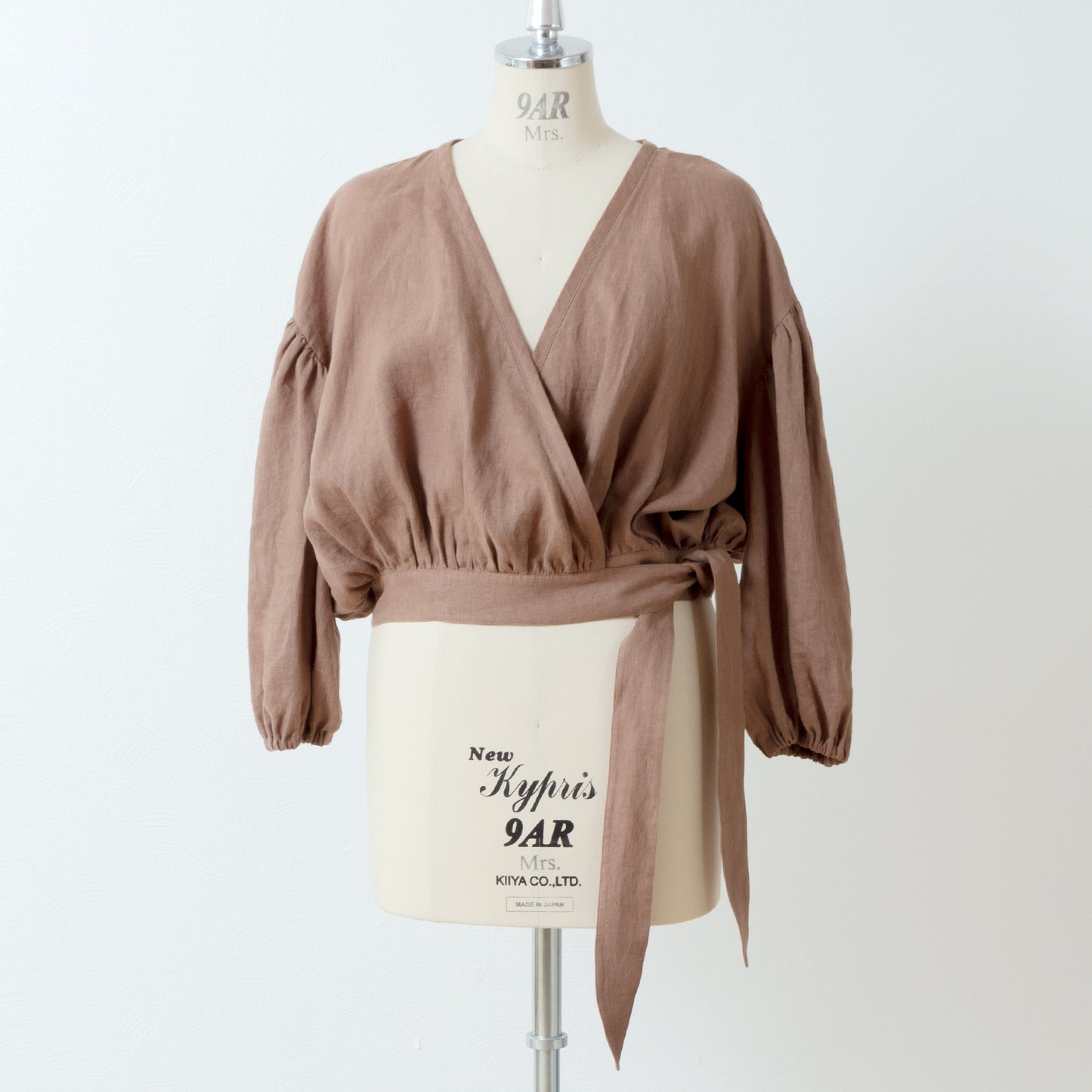 *刊登於《NaturiLa》雜誌*Cash-Coeur 褶皺兩用襯衫 - 法國亞麻/駝色