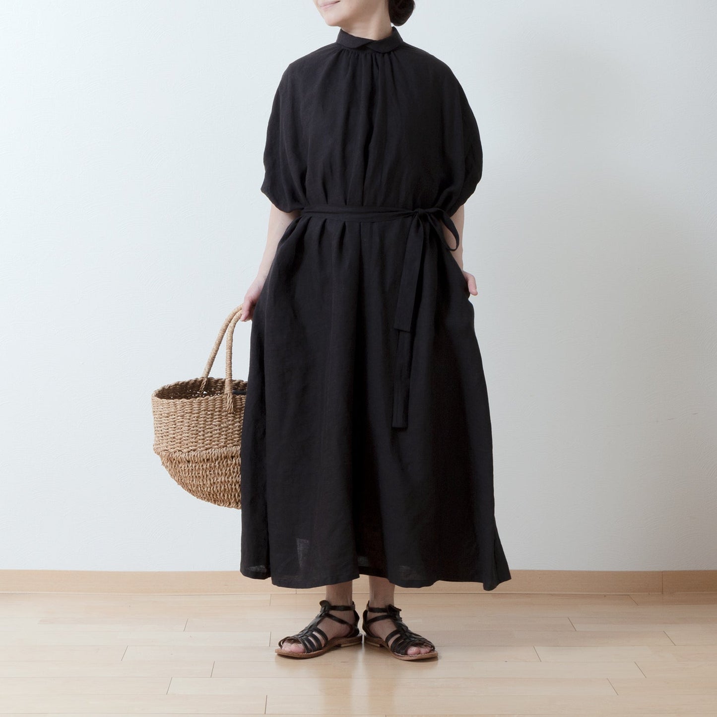 Clerical collar is elegant and cute for adults. Back covered button, voluminous 5/4 sleeve French linen A-line dress / Purple Navy Clerical