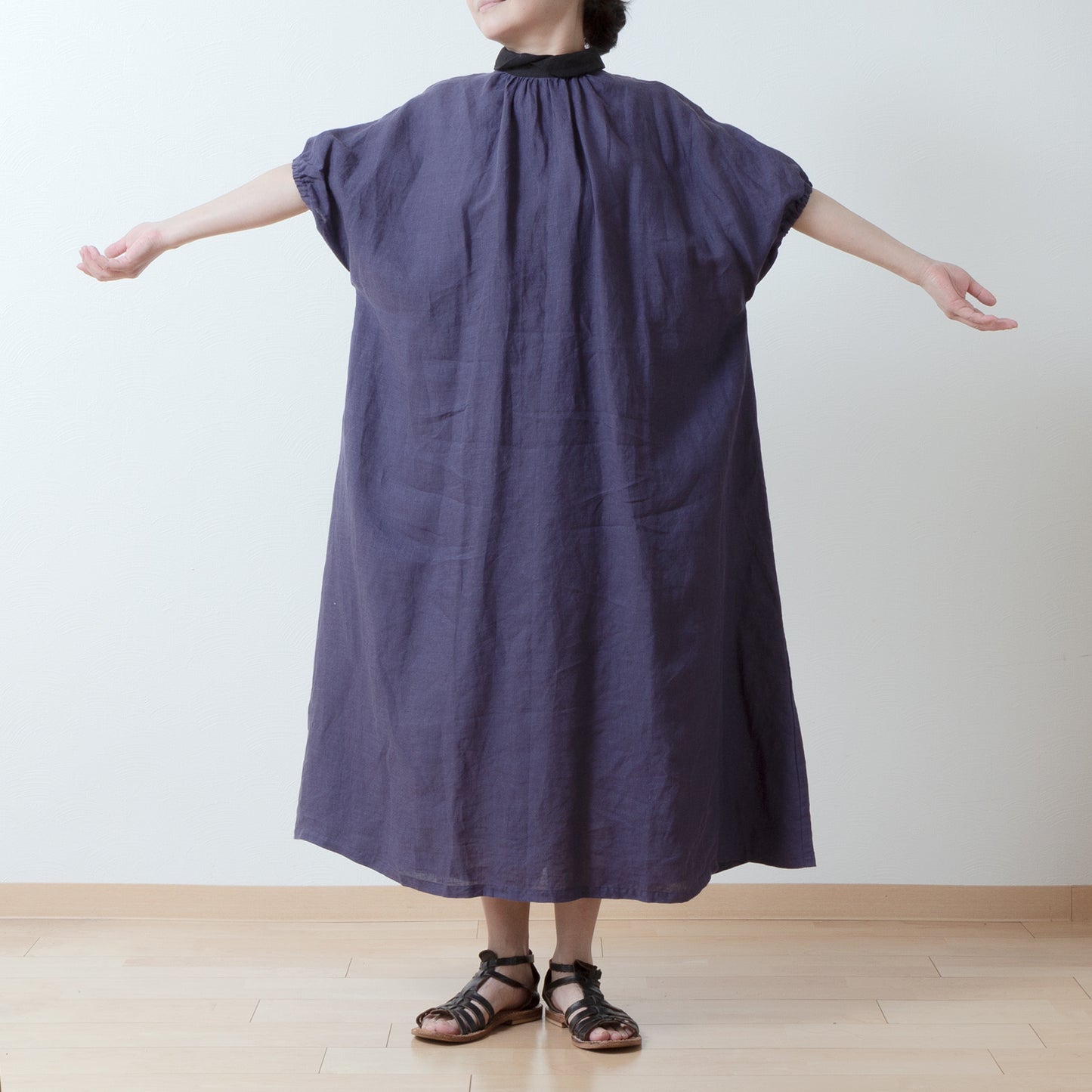 Clerical collar is elegant and cute for adults. Back covered button, voluminous 5/4 sleeve French linen A-line dress / Purple Navy Clerical