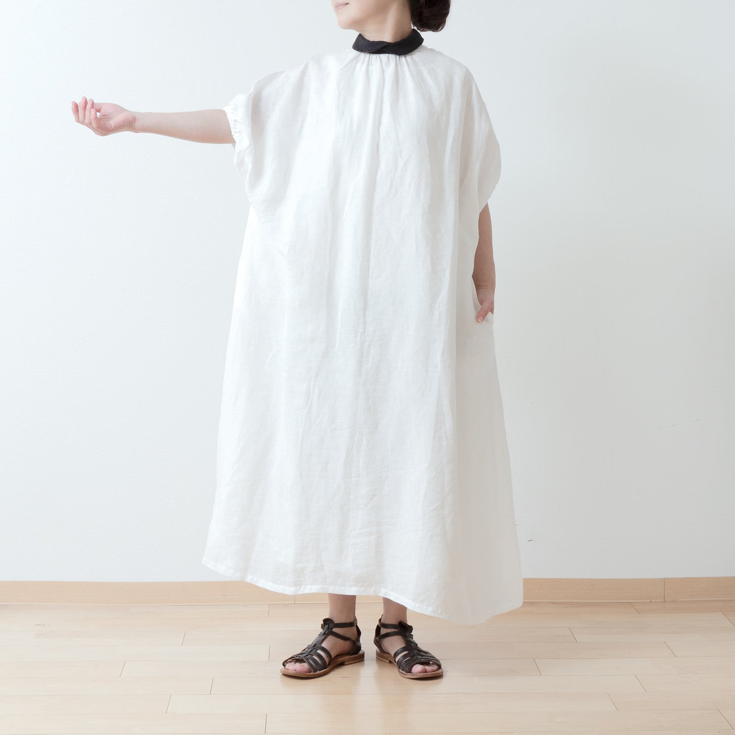 Clerical collar is elegant and cute for adults. Back covered button, voluminous 5/4 sleeve French linen A-line dress / White Clerical