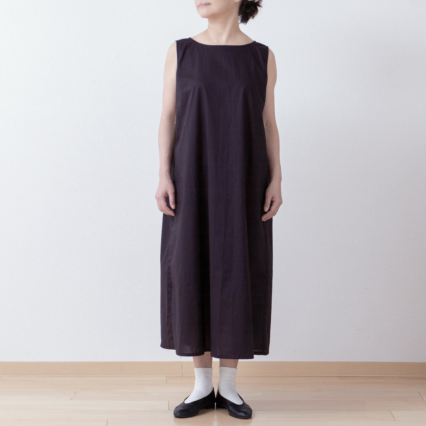 Perfect inner dress for layered outfits/Black