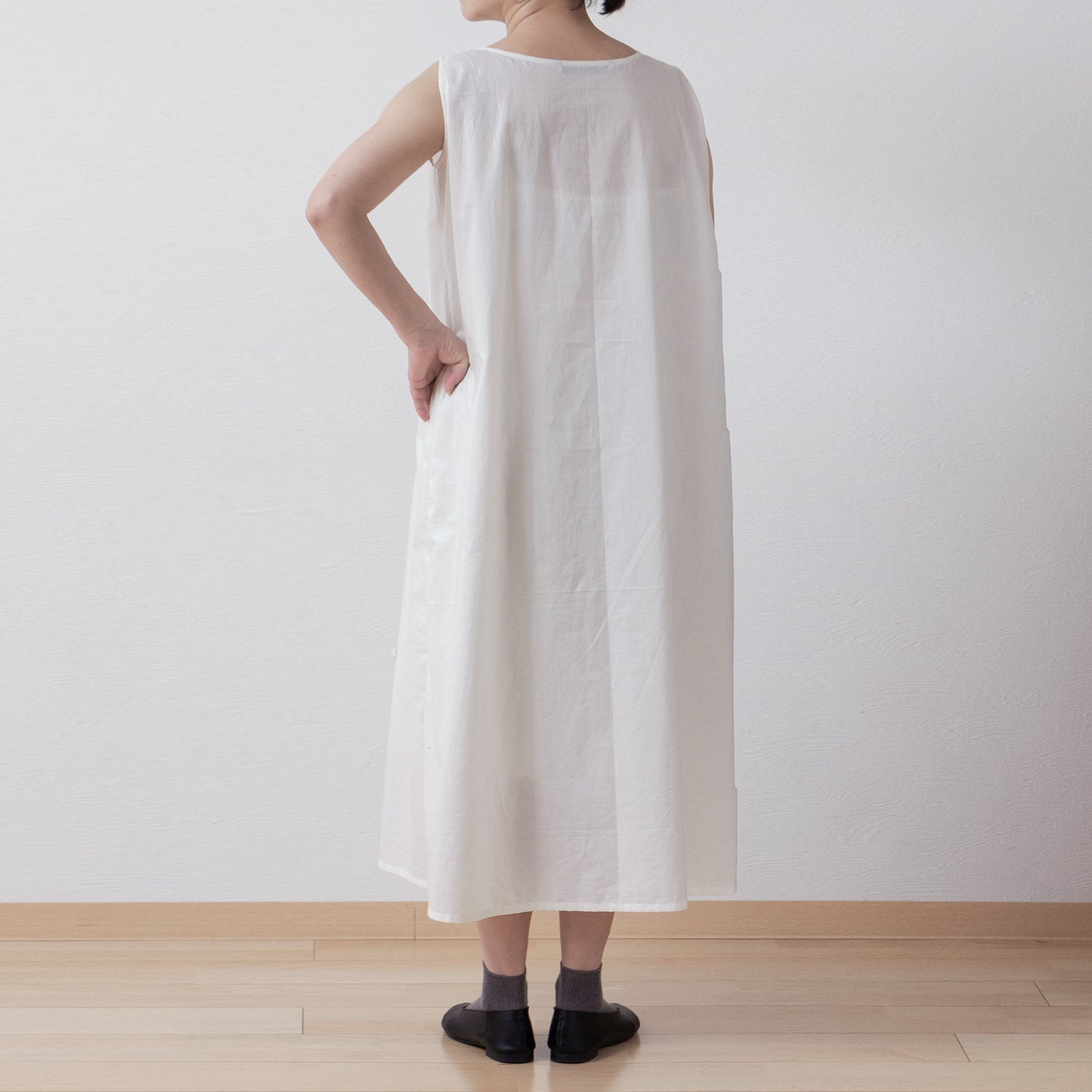 適合多層服裝的完美內衣/米白色