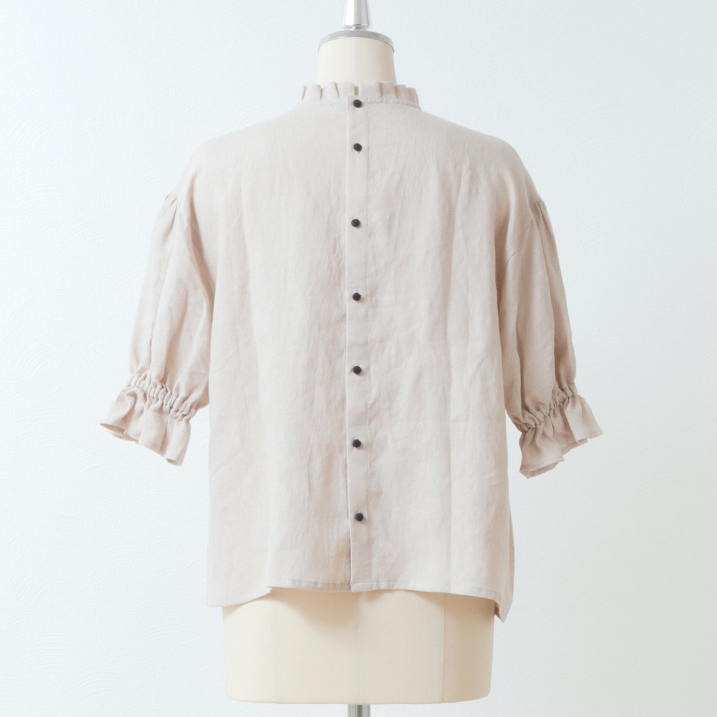 Elegant tuck frill collar *Perfect for ceremonies* Back covered button gathered sleeve linen blouse 5/8 sleeve/beige