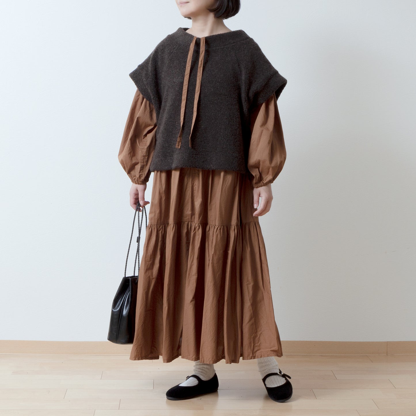 High-quality wool boa French sleeve A-line vest/dark brown