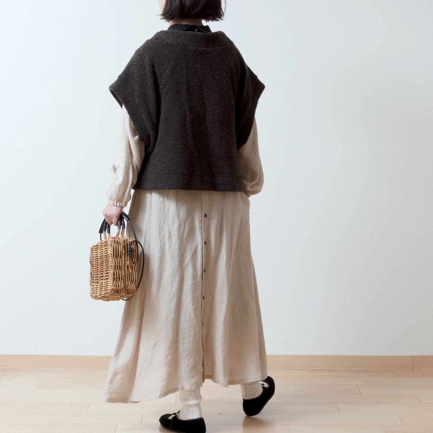 High-quality wool boa French sleeve A-line vest/dark brown