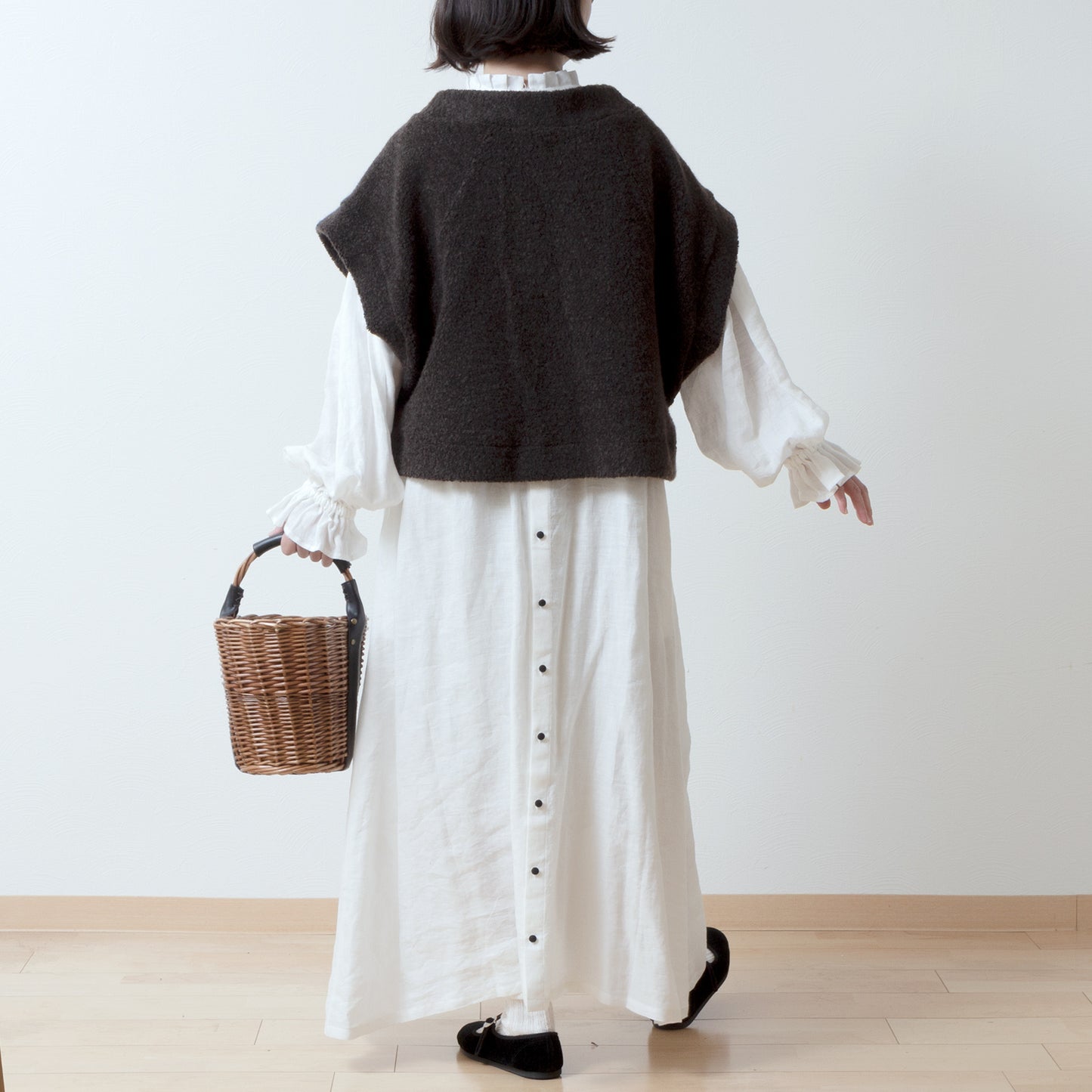 High-quality wool boa French sleeve A-line vest/dark brown