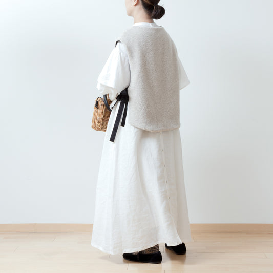 優質羊毛圍巾側開背心/淺米色