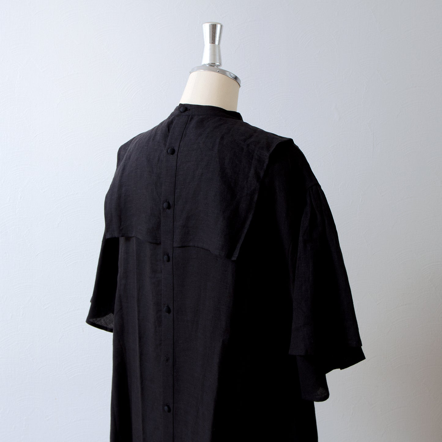 York Layered Flare Half-Sleeve Linen Dress/Black