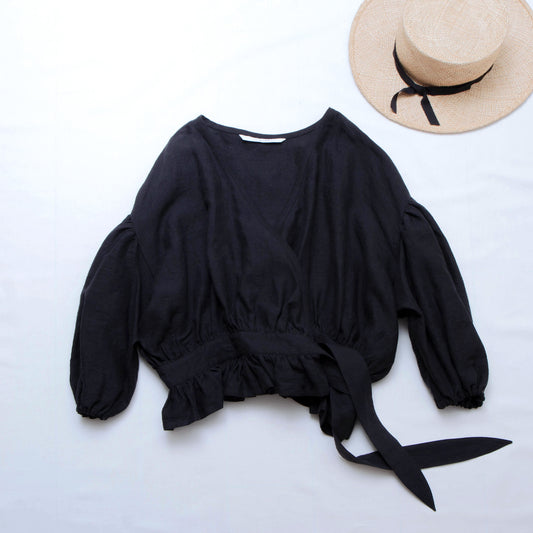 Cache-coeur 荷葉邊亞麻短上衣/黑色