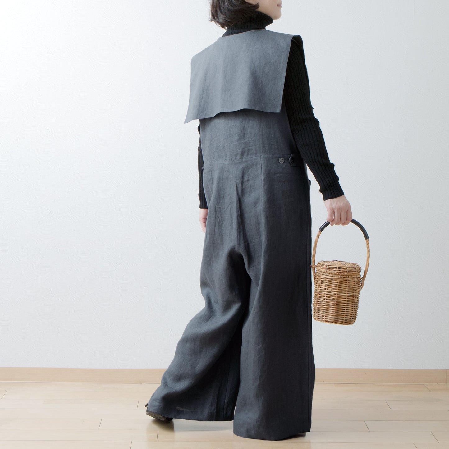 方領亞麻連身褲/黑色