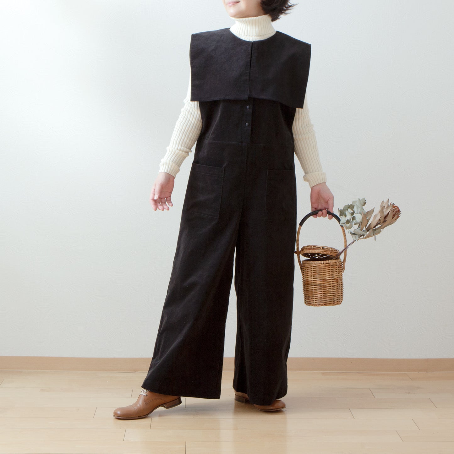 方領亞麻連身褲/黑色