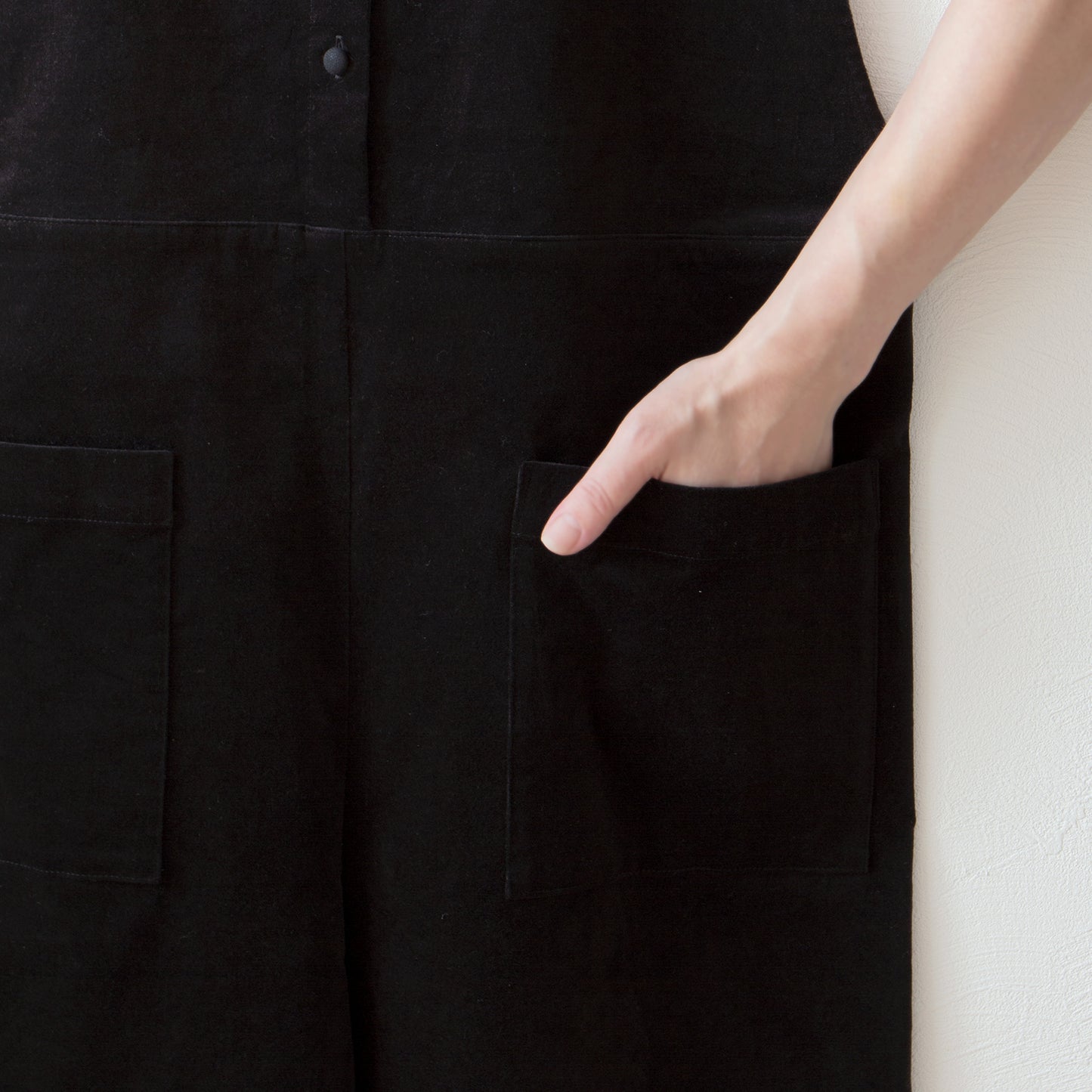 方領亞麻連身褲/黑色